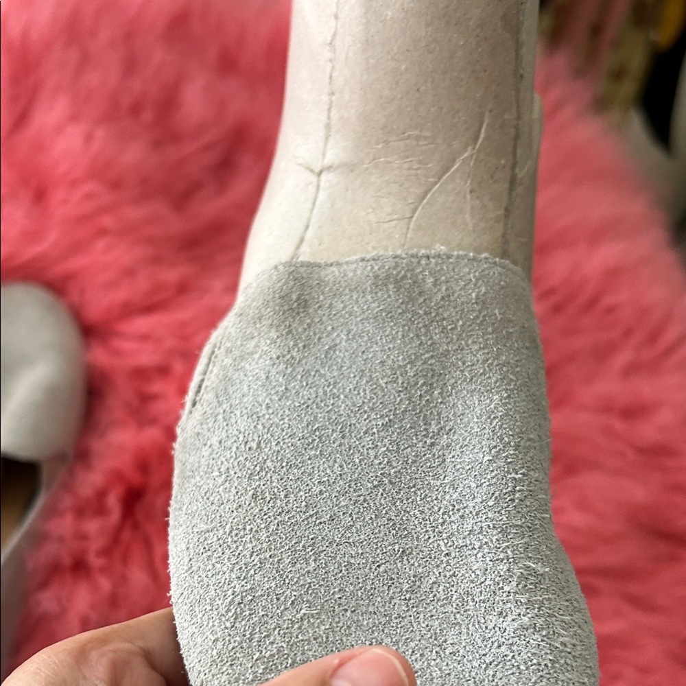 Lucky Brand Men's Light Gray Suede Loafers - Picture 7 of 7